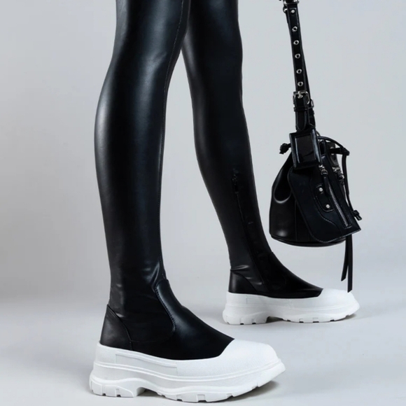 Azalea Wang Black Women's Over-the-Knee Matrix Platform Thigh High Boots Size 9 - Picture 1 of 7